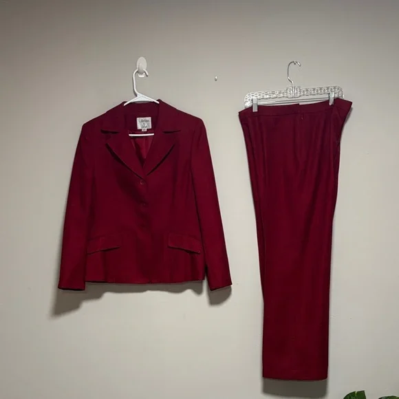 Collections for Le Suit Burgundy Suit Set - Picture 8 of 9